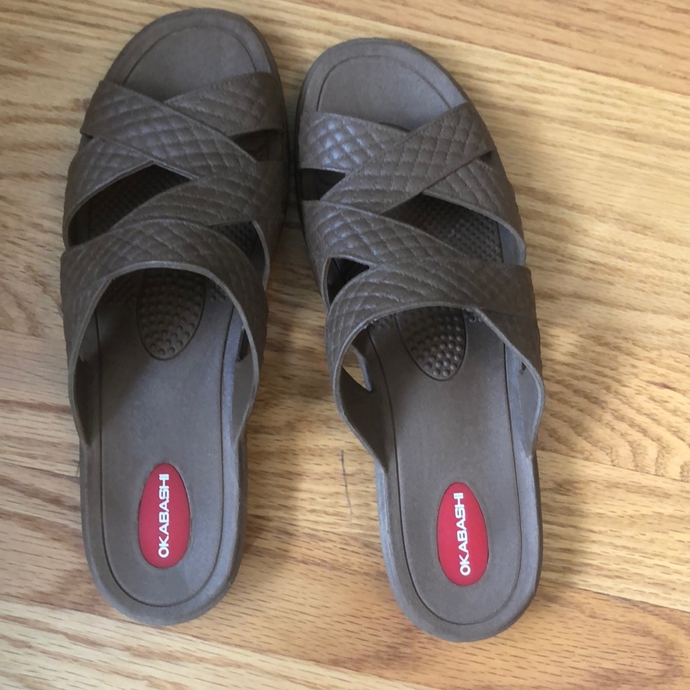 Slipper sandals